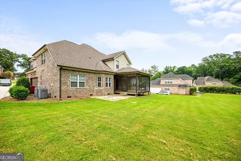Exterior - 135 Broadleaf Dr, Macon, GA 31210 photo 7 of 9