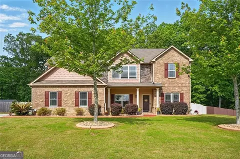 245 Tapestry Dr, Mcdonough, GA 30252