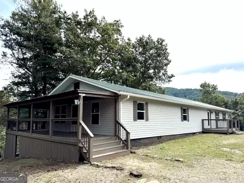 35 Chapel Cir, Hiawassee, GA 30546