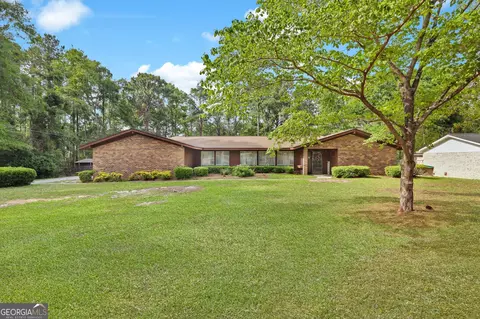 25 Golf Club Cir, Statesboro, GA 30458