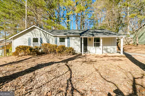 8479 Alden Dr, Riverdale, GA 30274