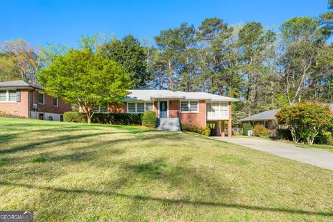 1468 N Amanda Cir, Atlanta, GA 30329