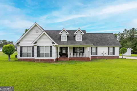 3808 Deer Run Dr, Blackshear, GA 31516