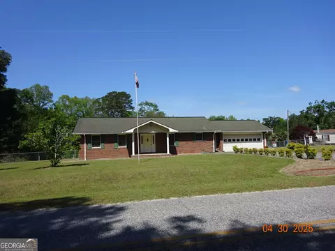 203 Rec Dept Rd, Claxton, GA 30417