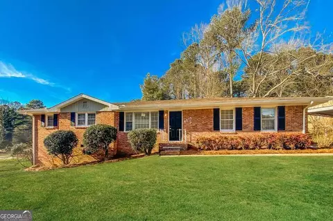 6575 Wendell Cir, Morrow, GA 30260