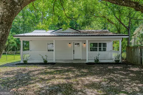 205 S Island St, Kingsland, GA 31548