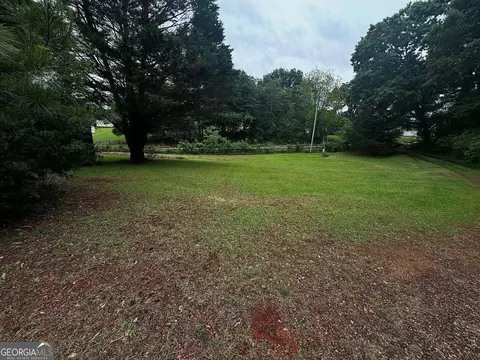 331 Old Hoods Mill Rd, Commerce, GA 30529 photo 5