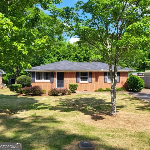 3204 15th Ave, Valley, AL 36854