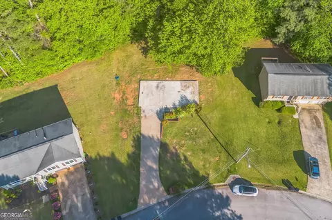 7756 Melanie Dr, Douglasville, GA 30134