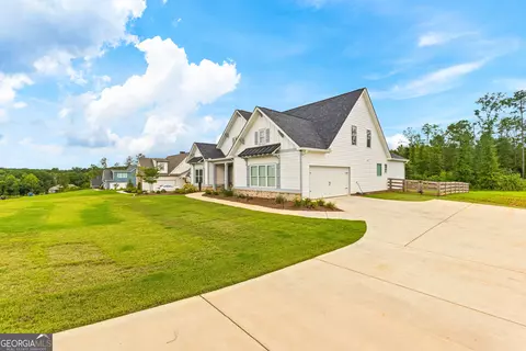 Exterior - 149 Conner Ln, Williamson, GA 30292 photo 7 of 13