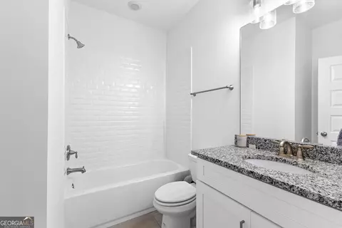 Bath - 149 Conner Ln, Williamson, GA 30292 photo 1 of 5