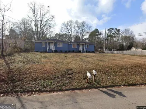 1034 Ray St, Griffin, GA 30223