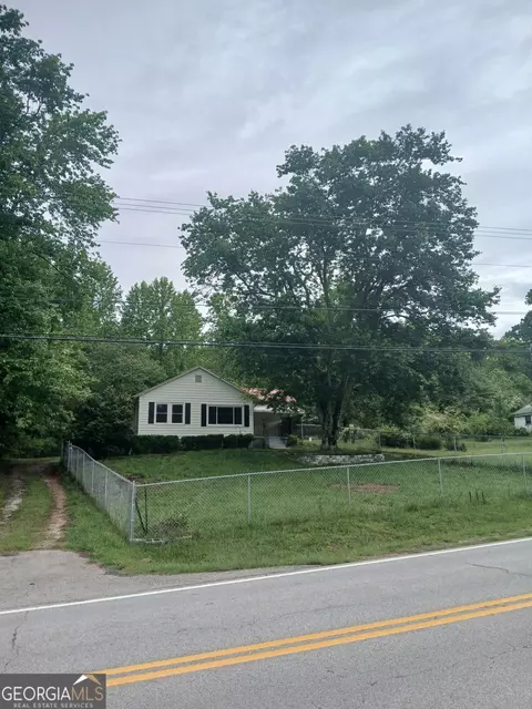 5056 Talmadge Dr, Toccoa, GA 30577