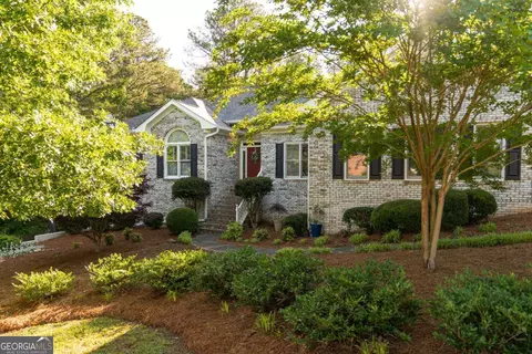 17 Hampton Way, Carrollton, GA 30116