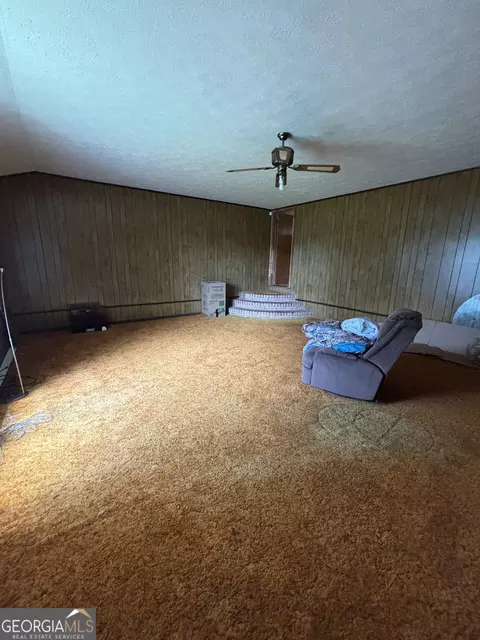 Living - 378 Arena Rd, Perry, GA 31069 photo 1 of 7