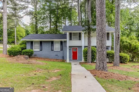 2586 Williamsburg Dr, Decatur, GA 30034