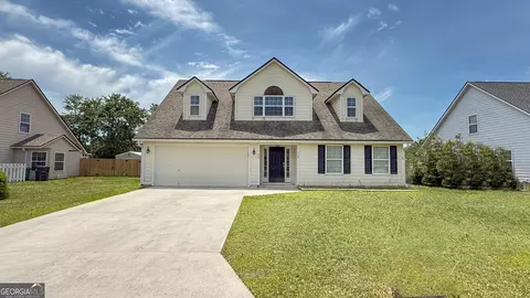 92 Sunrise Dr, Saint Marys, GA 31558