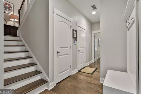 Entry Way - 120 Laurel Forest Dr, Tyrone, GA 30290 photo 2 of 4
