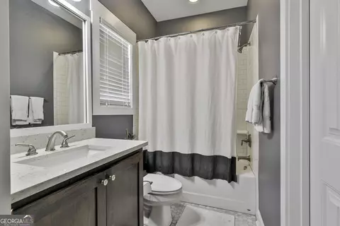Bath - 120 Laurel Forest Dr, Tyrone, GA 30290 photo 4 of 8