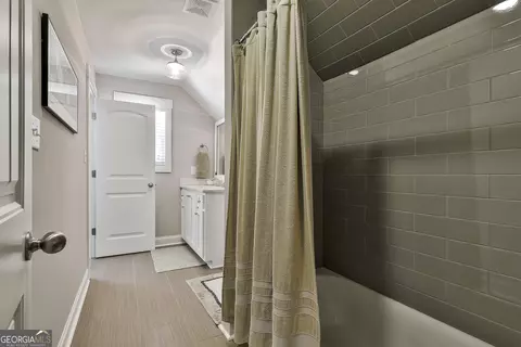 Bath - 120 Laurel Forest Dr, Tyrone, GA 30290 photo 7 of 8