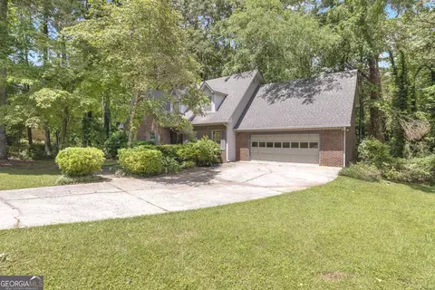 Exterior - 886 Pine Needle Rd, Hampton, GA 30228 photo 2 of 10