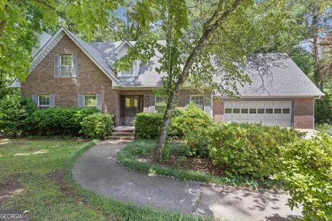 Exterior - 886 Pine Needle Rd, Hampton, GA 30228 photo 4 of 10