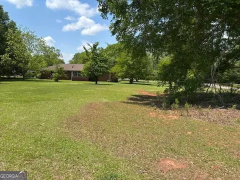Exterior - 18 North Ave, Hampton, GA 30228 photo 6 of 11