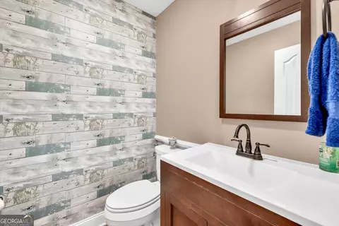 Bath - 1362 We King Rd, Commerce, GA 30530 photo 6 of 10
