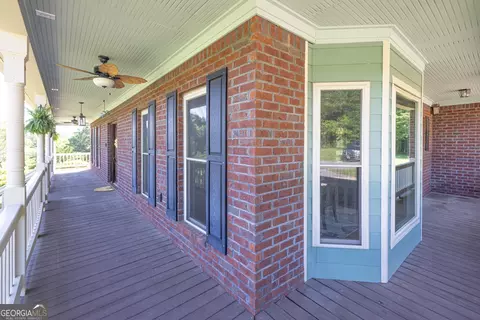 Exterior - 1362 We King Rd, Commerce, GA 30530 photo 4 of 19