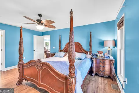 Bedroom - 1362 We King Rd, Commerce, GA 30530 photo 4 of 12
