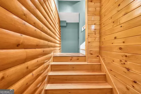 Entry Way - 1362 We King Rd, Commerce, GA 30530 photo 5 of 5