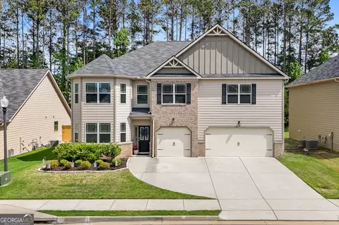 150 Brookview Dr, Newnan, GA 30265