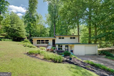 3449 Archwood Dr, Doraville, GA 30340