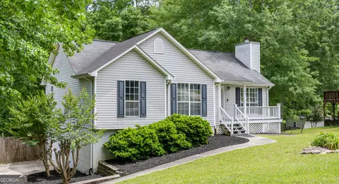 97 Spring Cir, Senoia, GA 30276