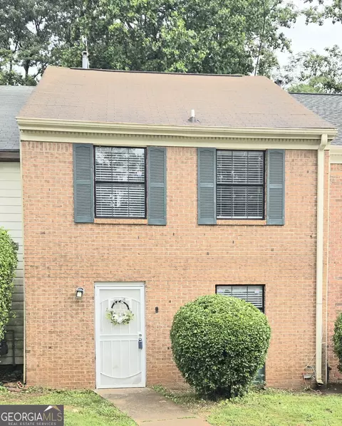 3800 Travis Trce, Decatur, GA 30032