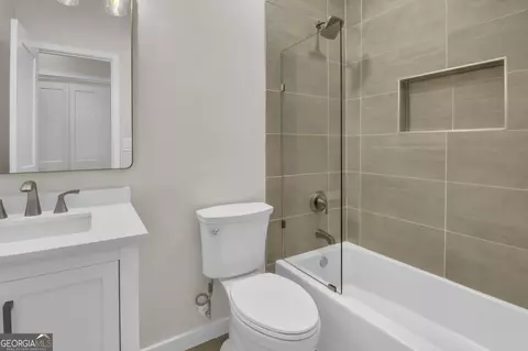 Bath - 6022 Fieldcrest Dr, Morrow, GA 30260 photo 5 of 5
