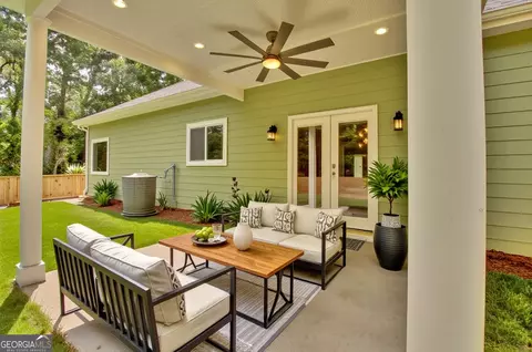 Exterior - 6022 Fieldcrest Dr, Morrow, GA 30260 photo 3 of 4