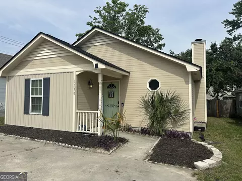 1338 Edgewood Dr, Valdosta, GA 31601