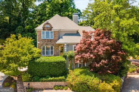 1077 Shady Valley Pl NE, Atlanta, GA 30324