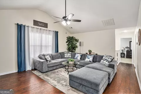 35 Kendall Ln, Covington, GA 30014 photo 8