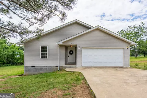 4940 Lake Place Dr, Cedar Bluff, AL 35959