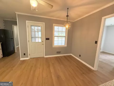 210 N Chilton Cres, Lagrange, GA 30240 photo 11