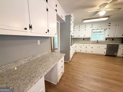 210 N Chilton Cres, Lagrange, GA 30240 photo 13