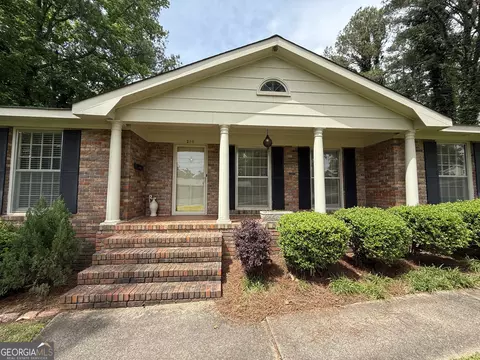 210 N Chilton Cres, Lagrange, GA 30240 photo 3