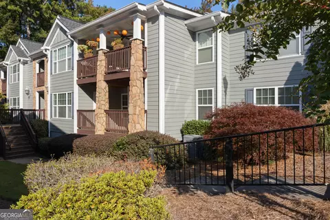 1102 Madison Ln SE, Smyrna, GA 30080