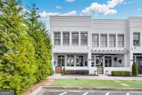 212 Sessions St, Woodstock, GA 30188