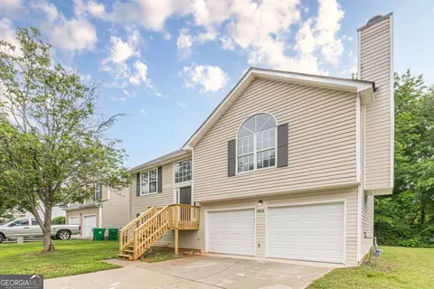 3022 Stonebridge Creek Dr, Lithonia, GA 30058