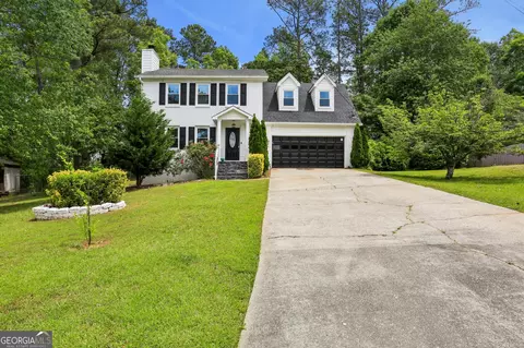 300 Summer Pond Trl, Lawrenceville, GA 30046