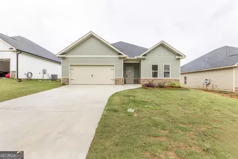 114 Garrett Ln, Bonaire, GA 31005