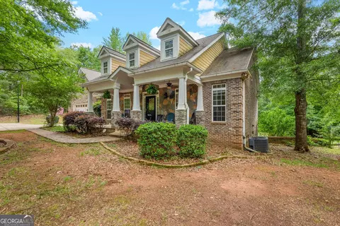 2294 Hollonville Rd, Brooks, GA 30205